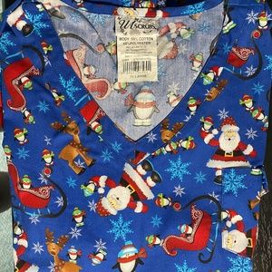 Uniform Advantage (UA) Scrub top